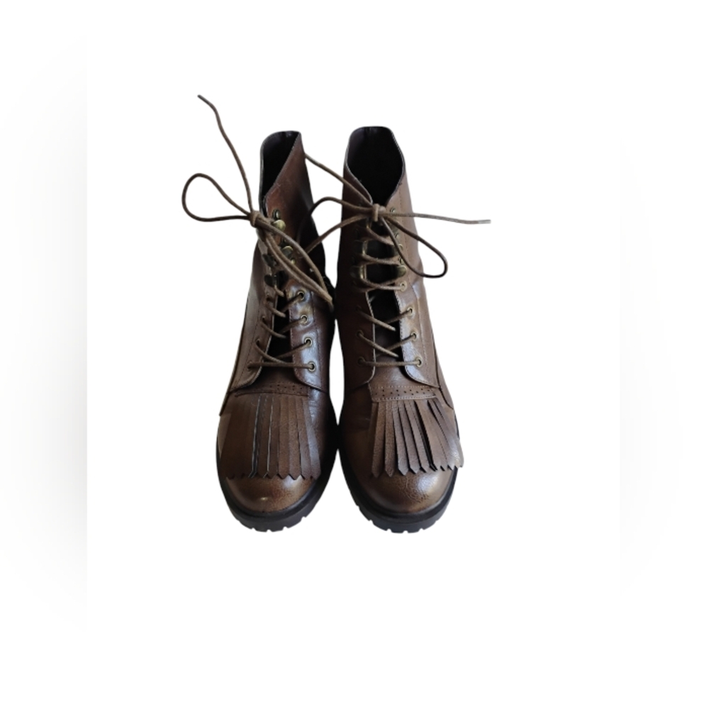Rare Vintage Looking Brown Vegan Leather Ankle Boots - Picture 3 of 13
